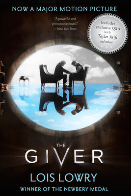 The Giver Movie Tie-In Edition: A Newbery Award Winner -- Lois Lowry, Paperback