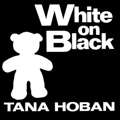Cover Image for White on Black: A High Contrast Book for Newborns -- Tana Hoban, Board Books
