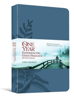 Cover Image for The One Year Experiencing God's Presence Devotional: 365 Daily Encounters to Bring You Closer to Him -- Chris Tiegreen, Leather / Fine Binding