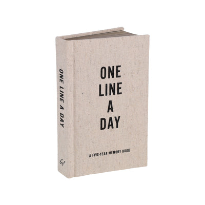 Cover Image for Canvas One Line a Day: A Five-Year Memory Book -- Chronicle Books, Other