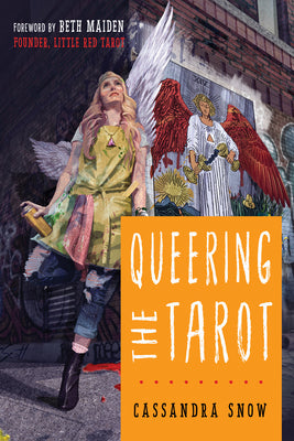 Cover Image for Queering the Tarot -- Cassandra Snow, Paperback