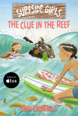 Cover Image for Surfside Girls: The Clue in the Reef -- Kim Dwinell, Paperback