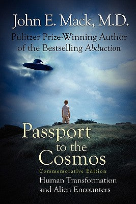 Cover Image for Passport to the Cosmos -- John E. Mack, Paperback