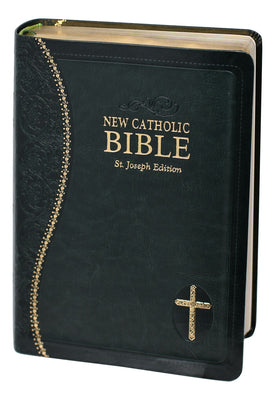 Cover Image for St. Joseph New Catholic Bible (Gift Edition - Personal Size) -- Catholic Book Publishing Corp, Imitation Leather